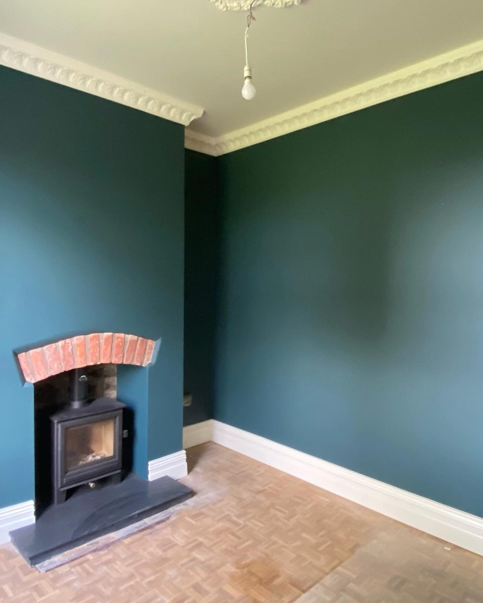 A drawing room nearly finished (4/4)